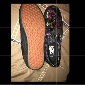 women’s black slip on vans